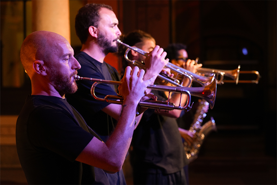 Il jazz di strada arriva a Palazzo Biandrate con la Rusty Brass Band
